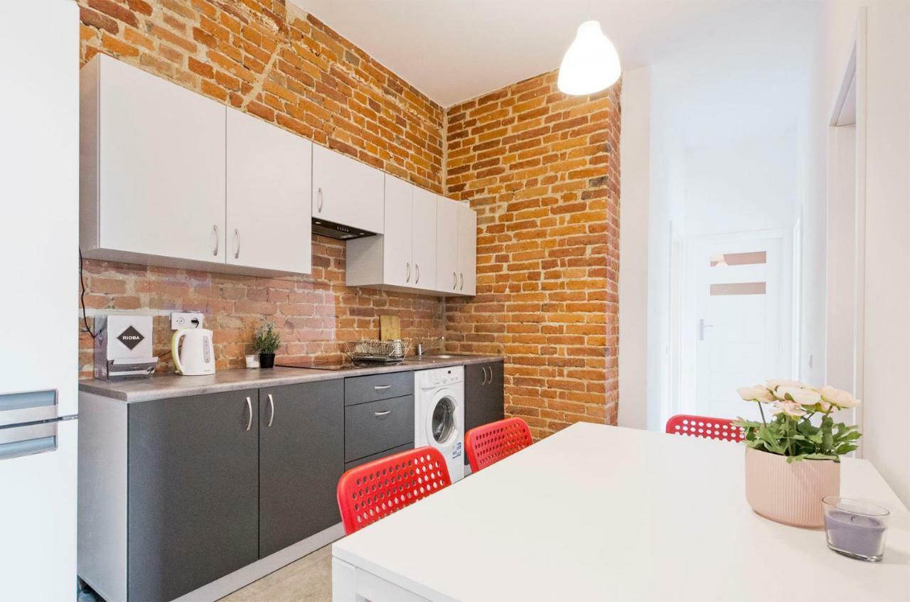 Apartstate Rooms On Wschodnia, 36 Лодз Екстериор снимка